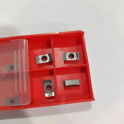 Un buen precio. K40 garde revestido de PVD Alternativa a la fresadora vertical de carburo para el procesamiento del acero en línea